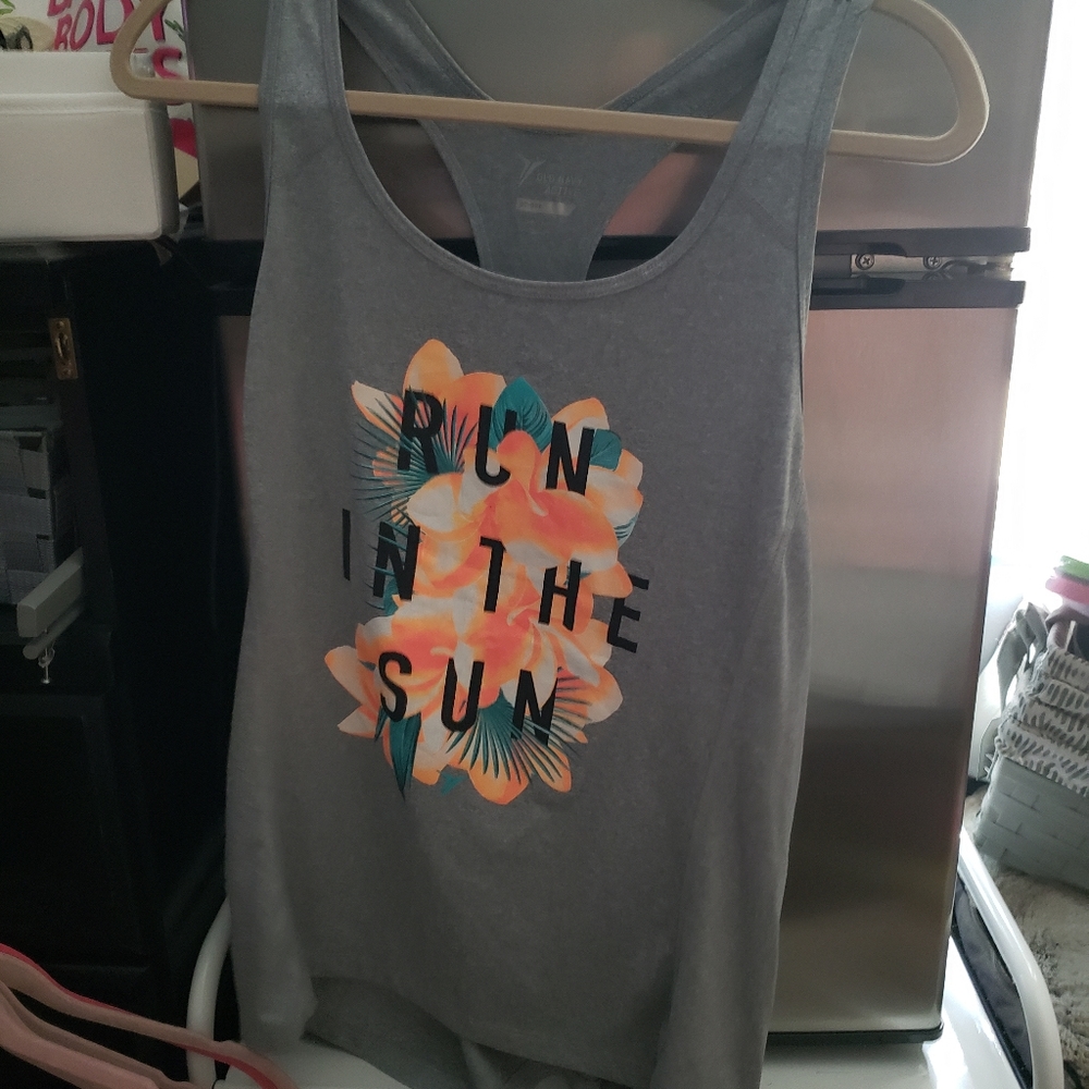 3/$15 Old navy active tank top